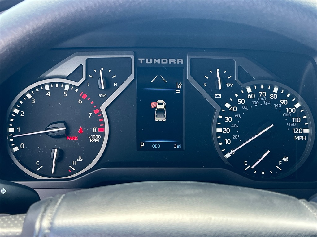 2025 Toyota Tundra SR5 CrewMax photo 25