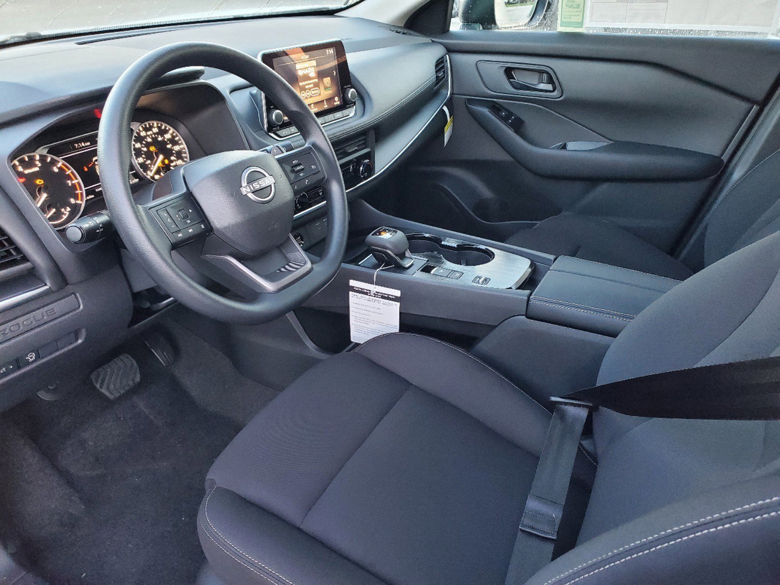 2025 Nissan Rogue S photo 2