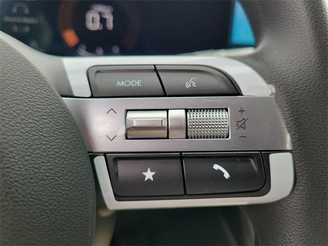 2025 Hyundai Tucson SE photo 10