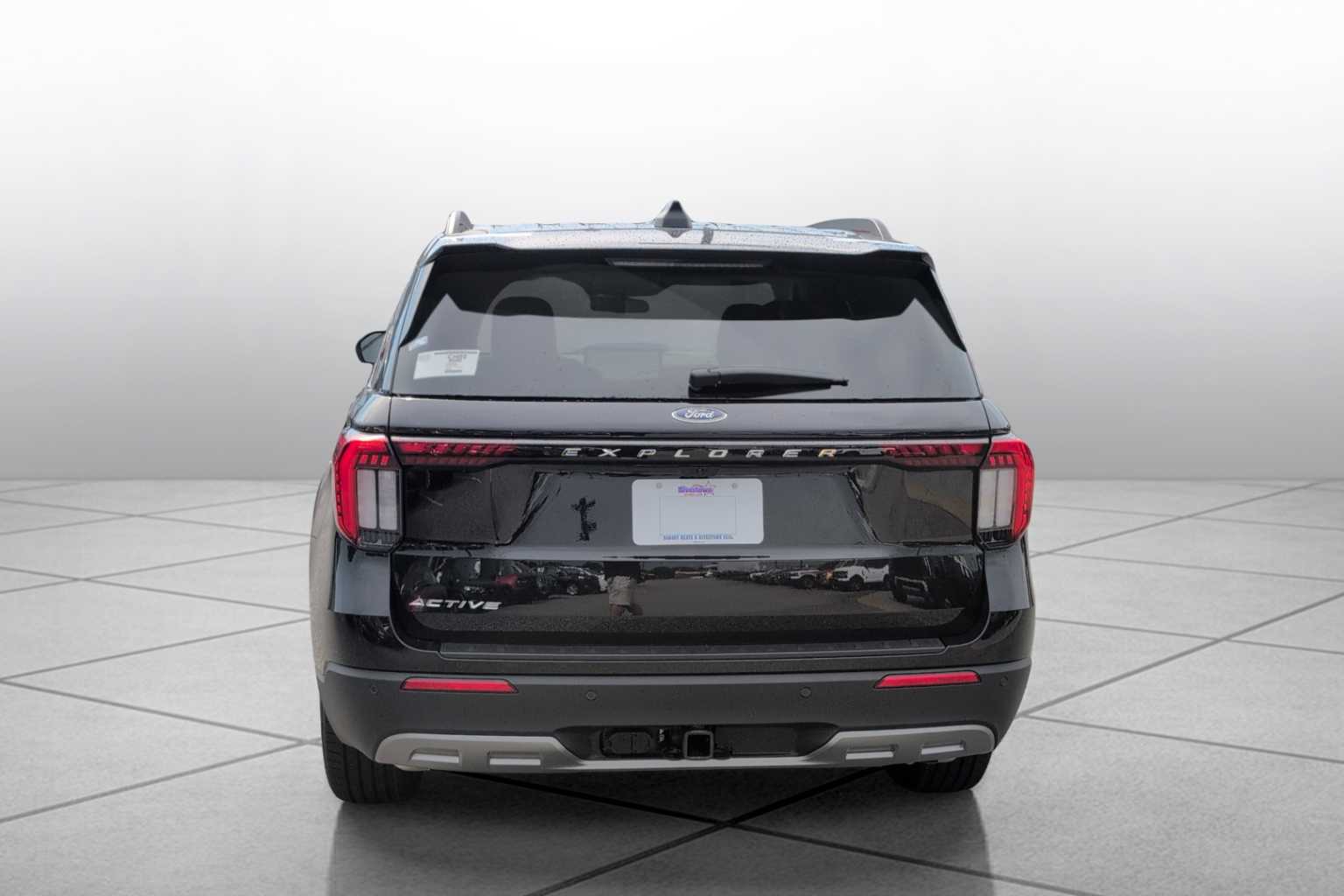 2025 Ford Explorer photo 10