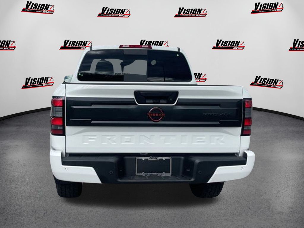 2025 Nissan Frontier PRO-4X photo 4