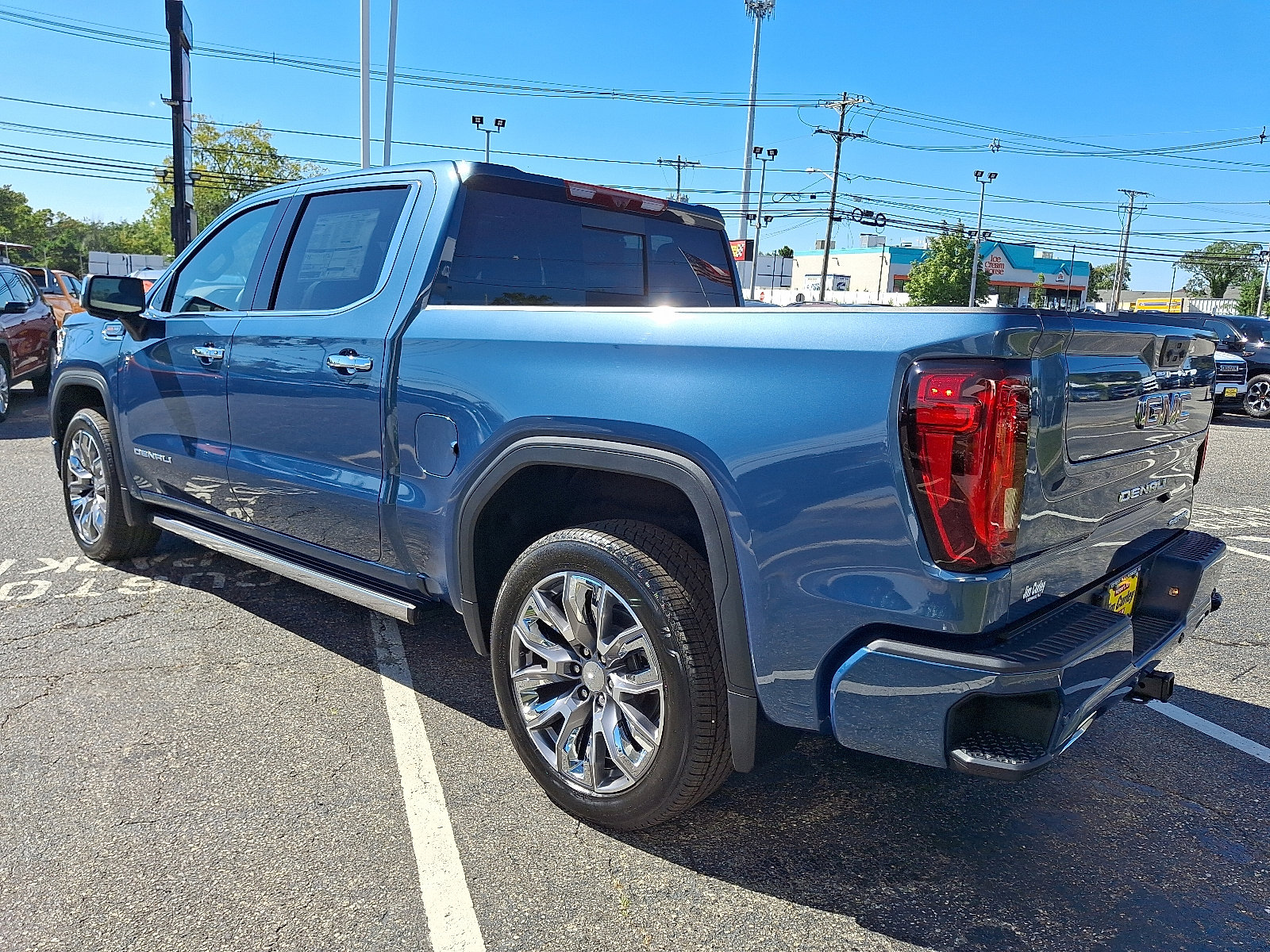 2026 Gmc Sierra 1500 Denali photo 3