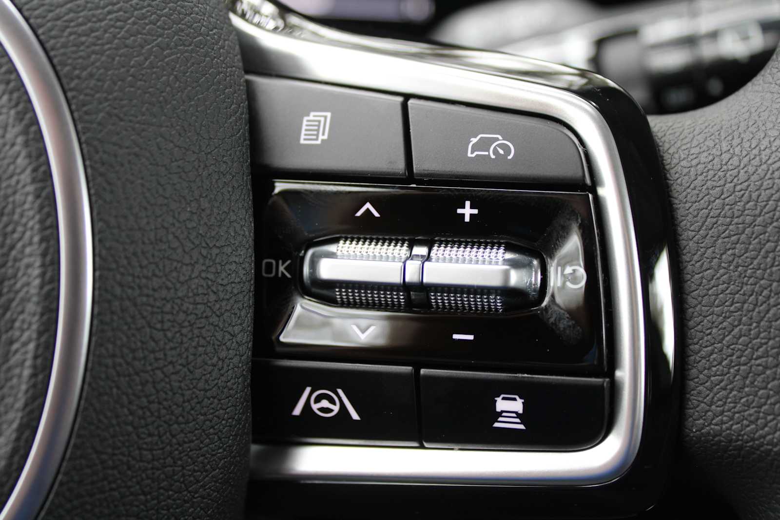 2026 Kia Sorento LX photo 26