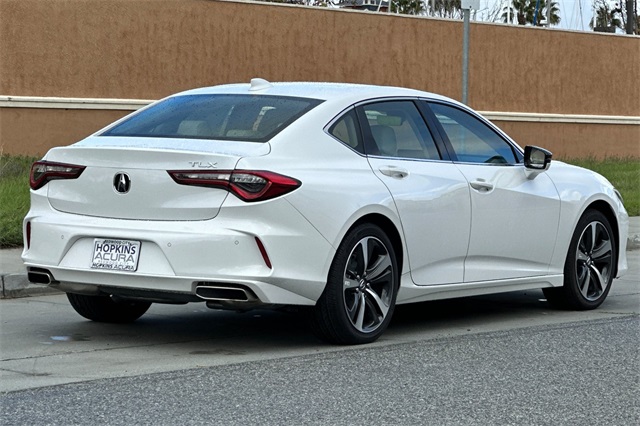 2025 Acura TLX Technology photo 5