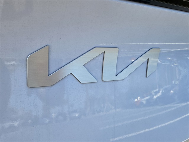 2025 Kia Sportage photo 12