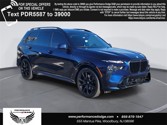 2023 BMW X7 40i's photo