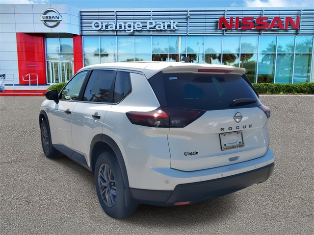 2025 Nissan Rogue S photo 3