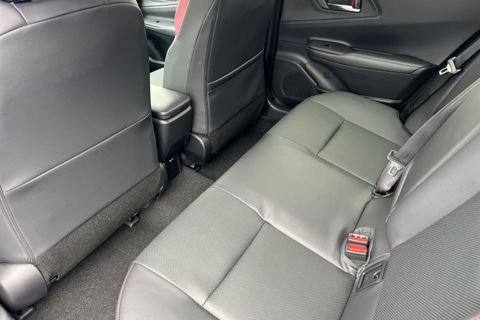2026 Toyota Prius Prime photo 5