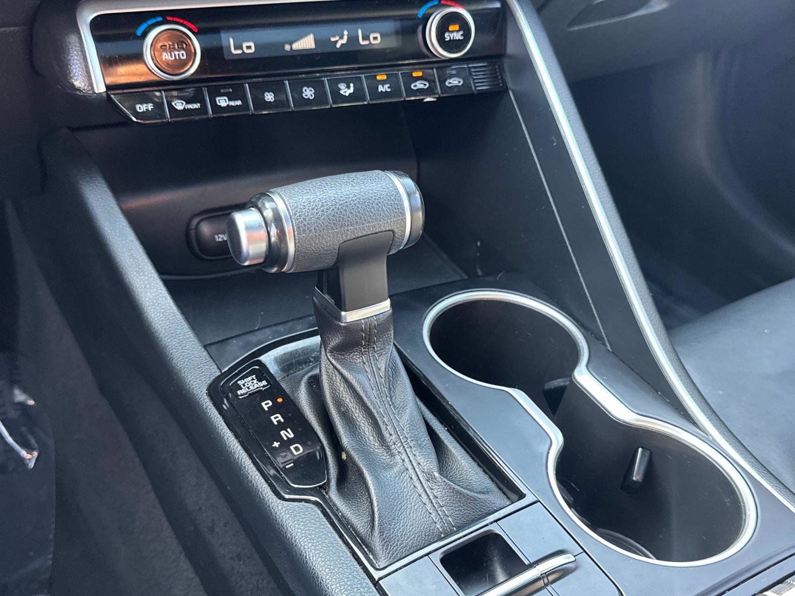 2021 Kia K5 GT-Line photo 25
