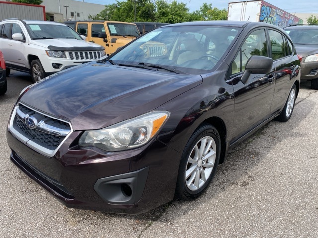 2013 Subaru Impreza 2.0i Premium photo 2