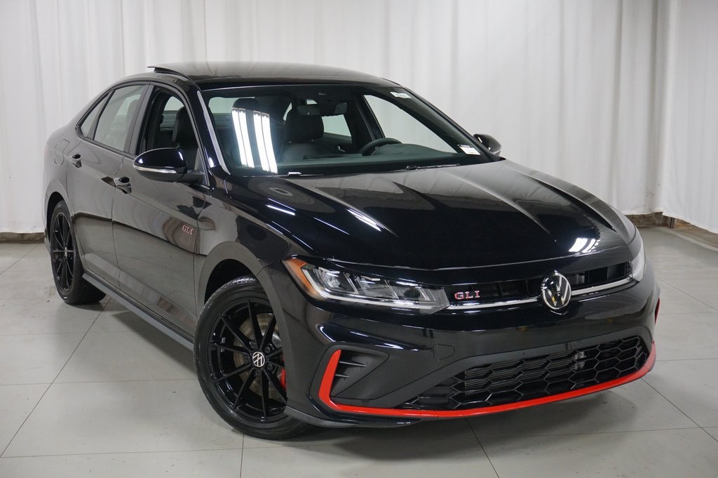 2025 Volkswagen Jetta GLI 2.0T Autobahn photo 4