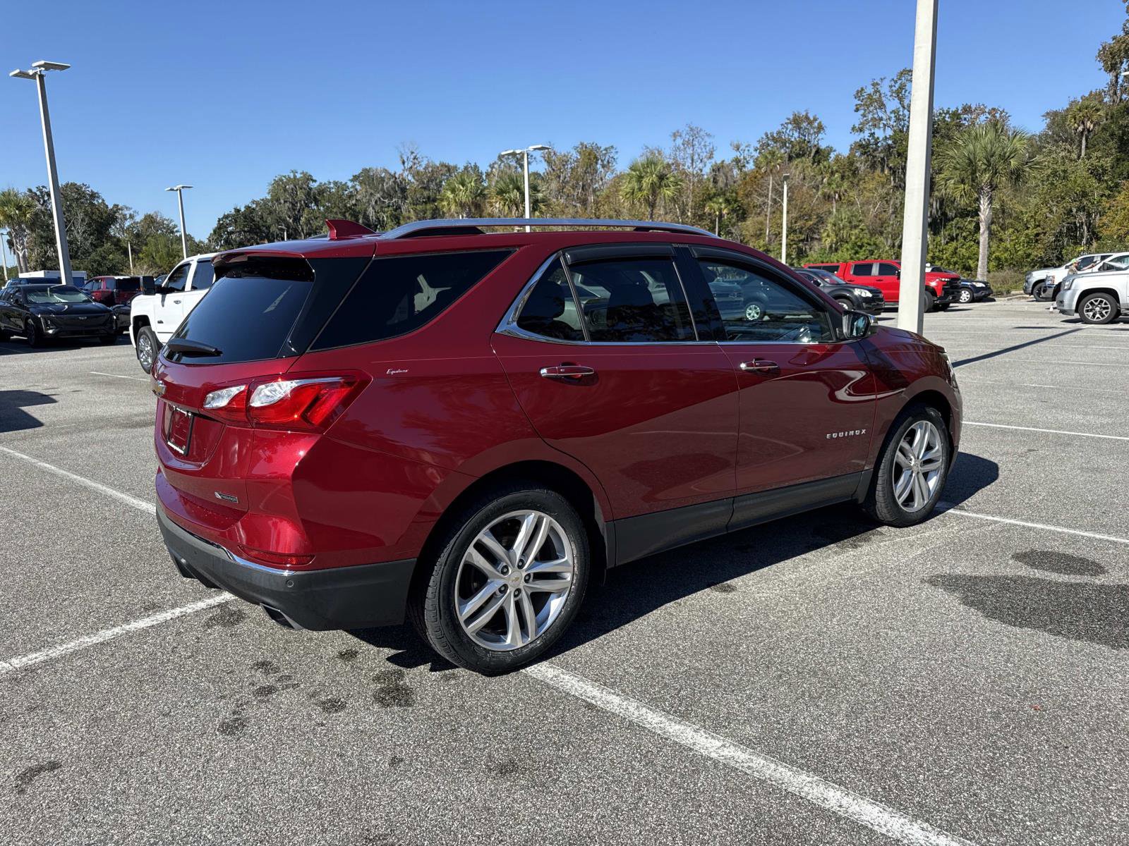 2018 Chevrolet Equinox Premier photo 2