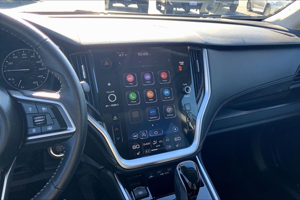 2022 Subaru Outback Premium photo 3