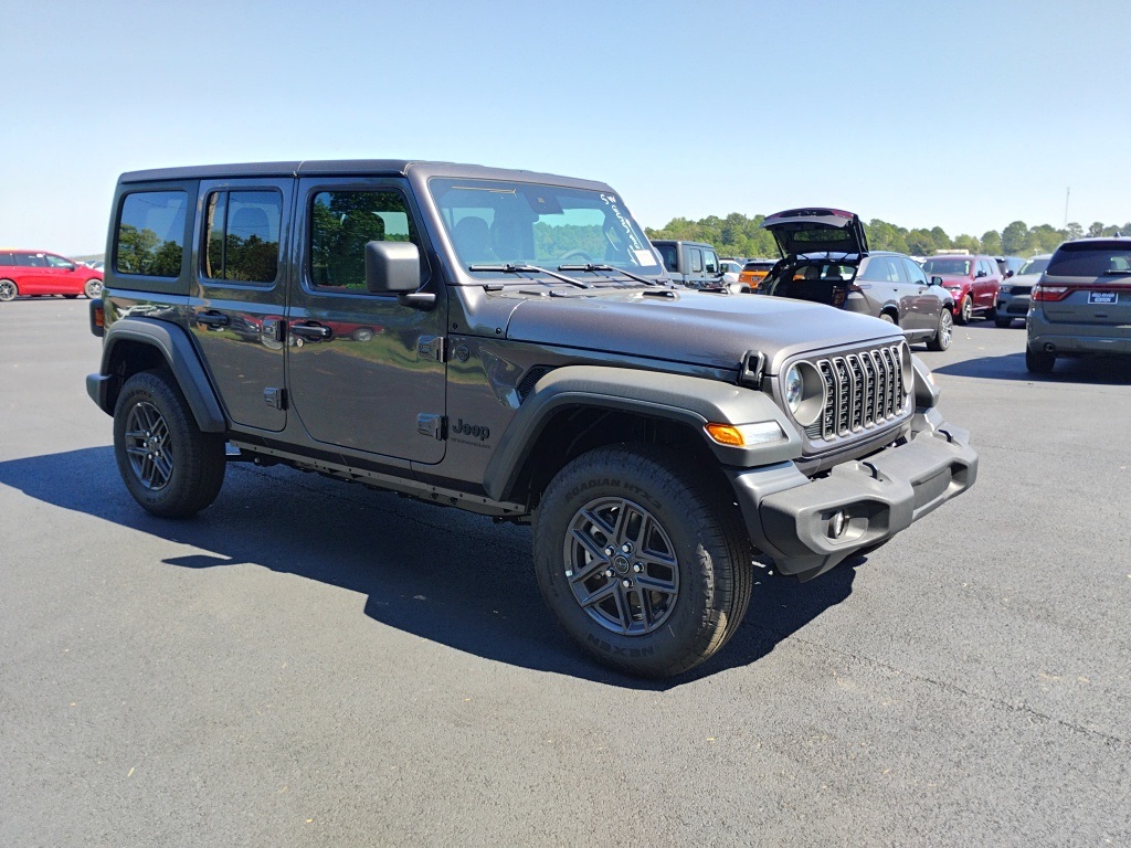 2025 Jeep Wrangler Sport S photo 3