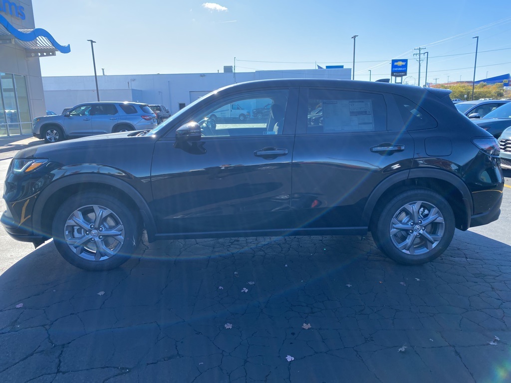 2026 Honda HR-V LX's photo