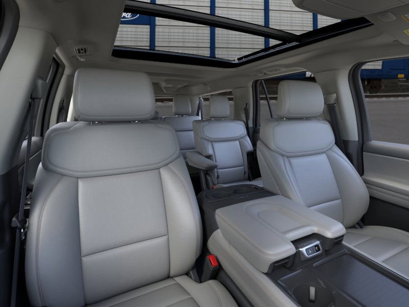 2025 Ford Expedition MAX EL photo 7
