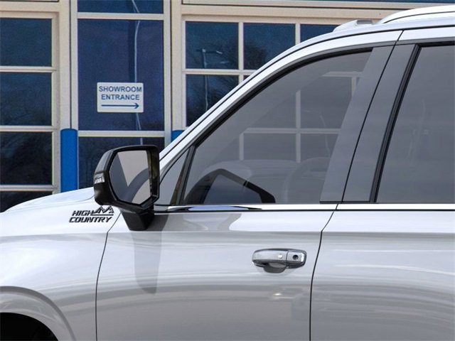 2025 Chevrolet Tahoe High Country photo 9