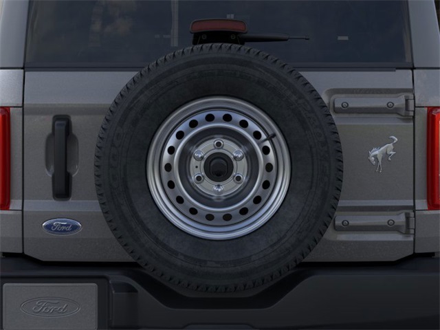 2025 Ford Bronco Base photo 21