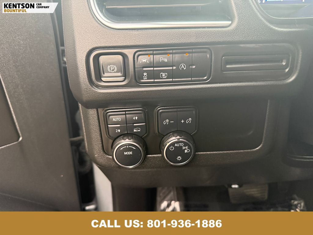 2024 Chevrolet Tahoe LT photo 17