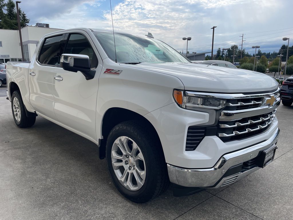 2022 Chevrolet Silverado 1500 LTZ photo 5