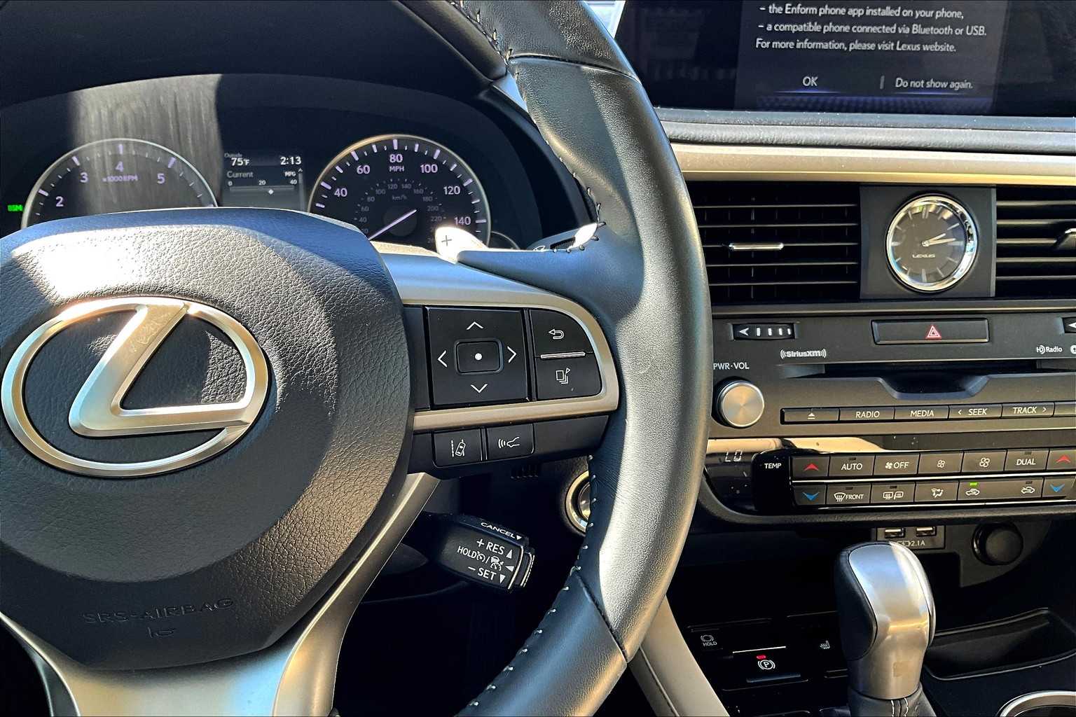 2022 Lexus RX photo 24