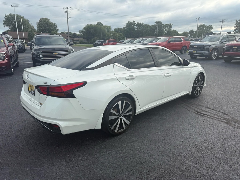 2019 Nissan Altima 2.5 SR photo 5