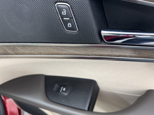 2019 Lincoln Nautilus Reserve photo 6