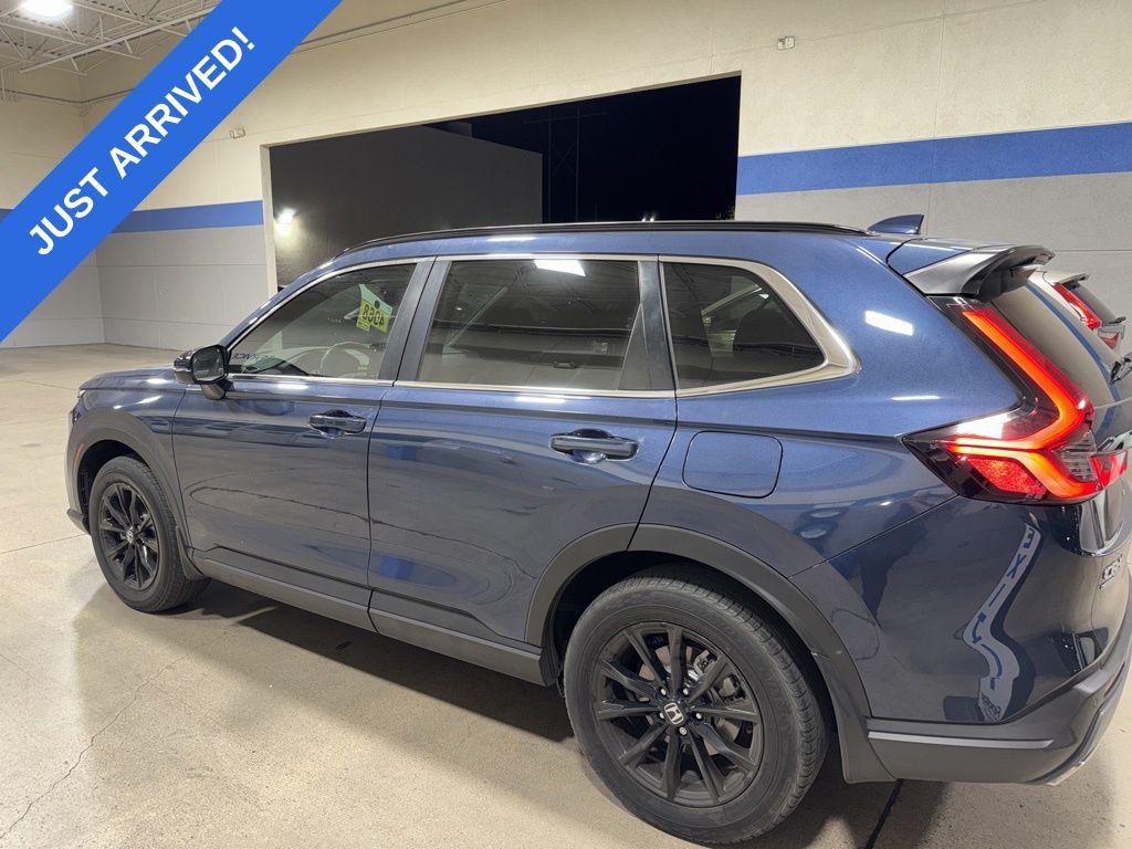 2024 Honda CR-V Hybrid Sport-L photo 3