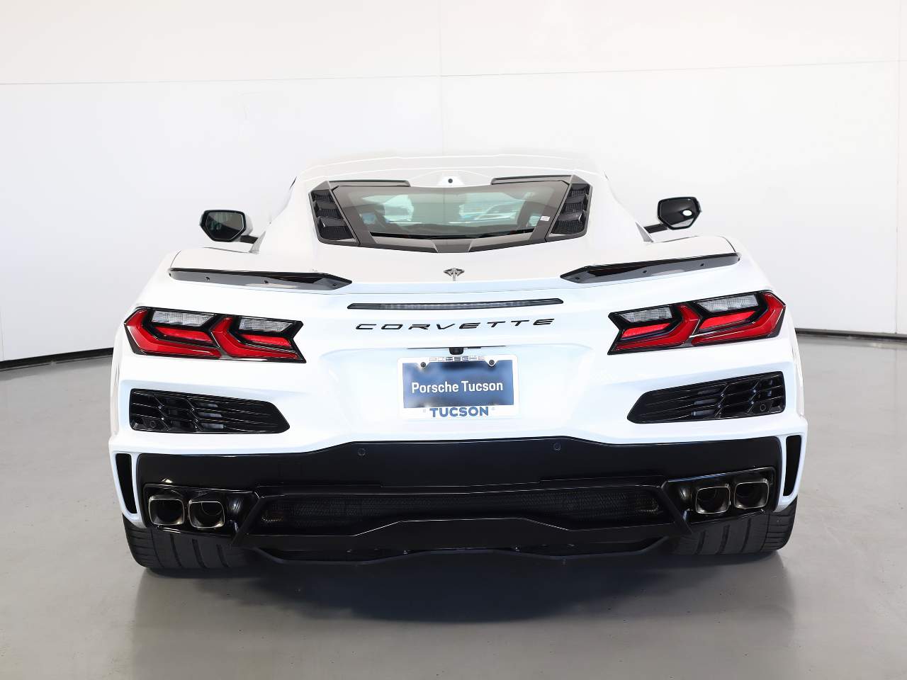 2025 Chevrolet Corvette E-Ray photo 3