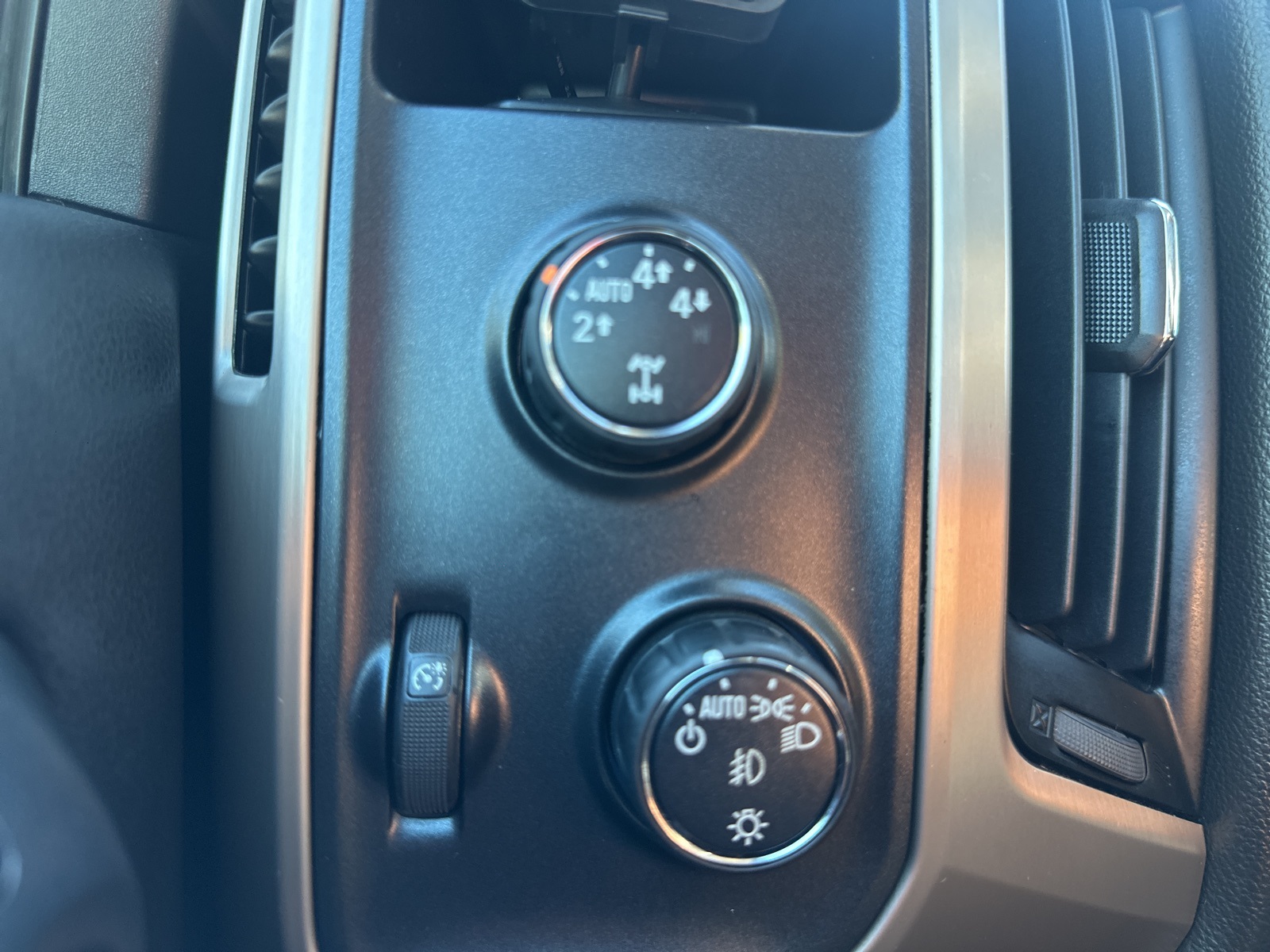 2015 Gmc Sierra 1500 Denali photo 50