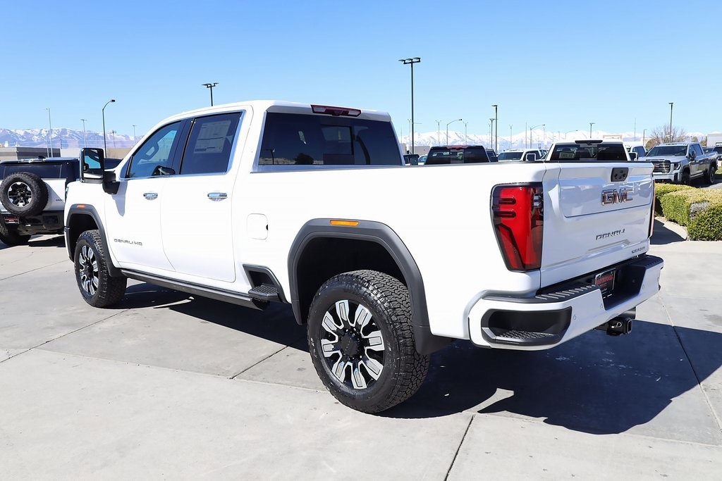 2025 Gmc Sierra 3500 HD Denali photo 4