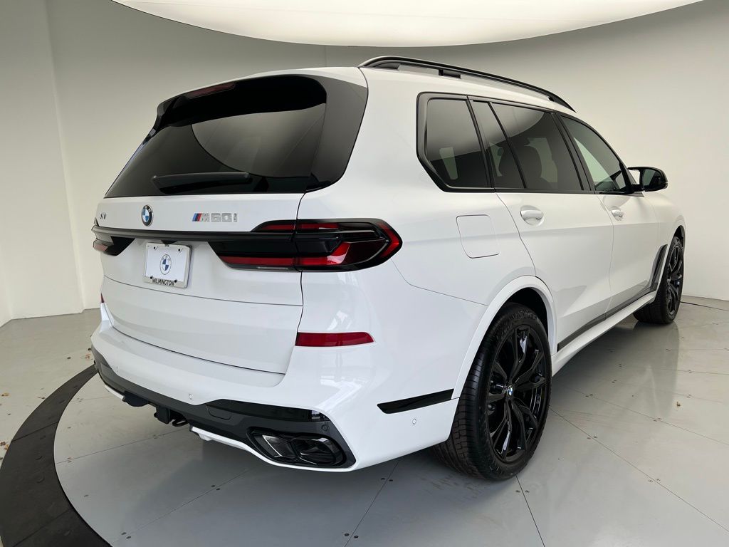 2025 Bmw X7 M60i photo 3