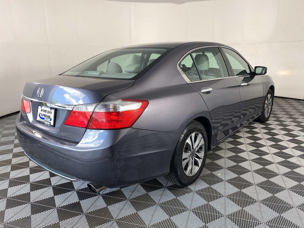 2015 Honda Accord LX photo 2