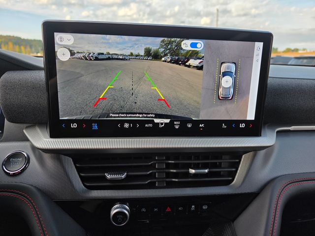 2025 Ford Explorer ST photo 18