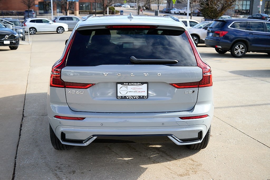 2026 VOLVO XC60 - Image 7