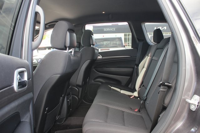 2018 Jeep Grand Cherokee Laredo E photo 19