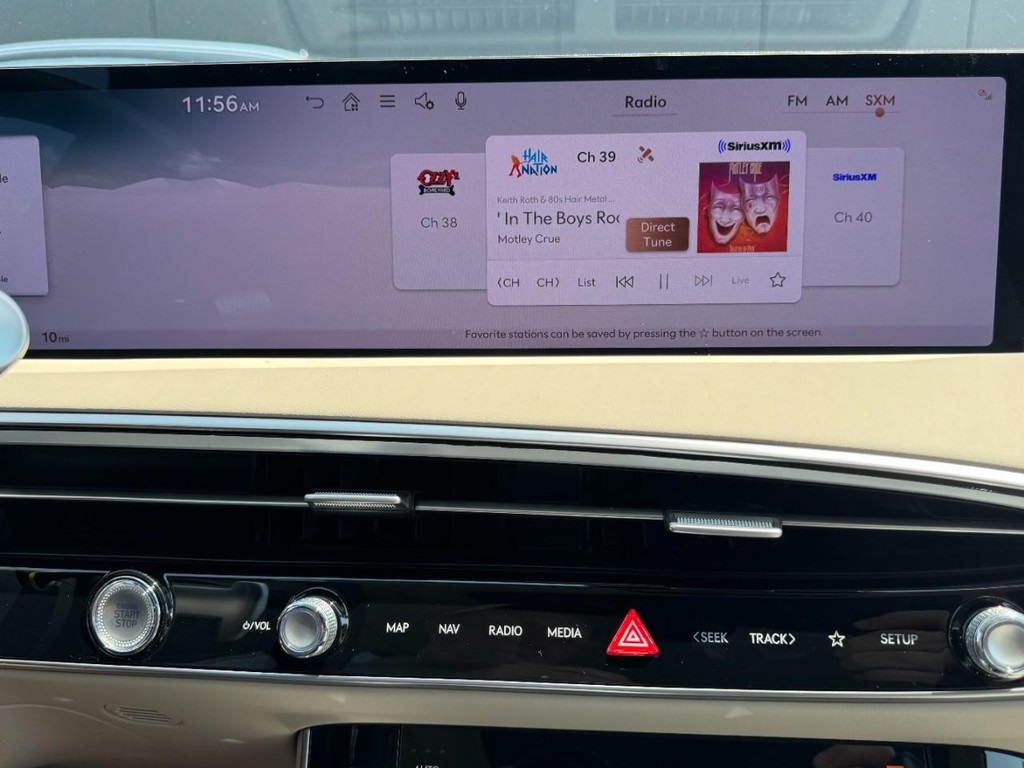 2026 Genesis GV70 2.5T Select photo 13