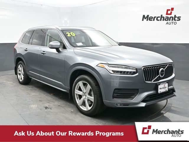 2020 Volvo XC90 Momentum
