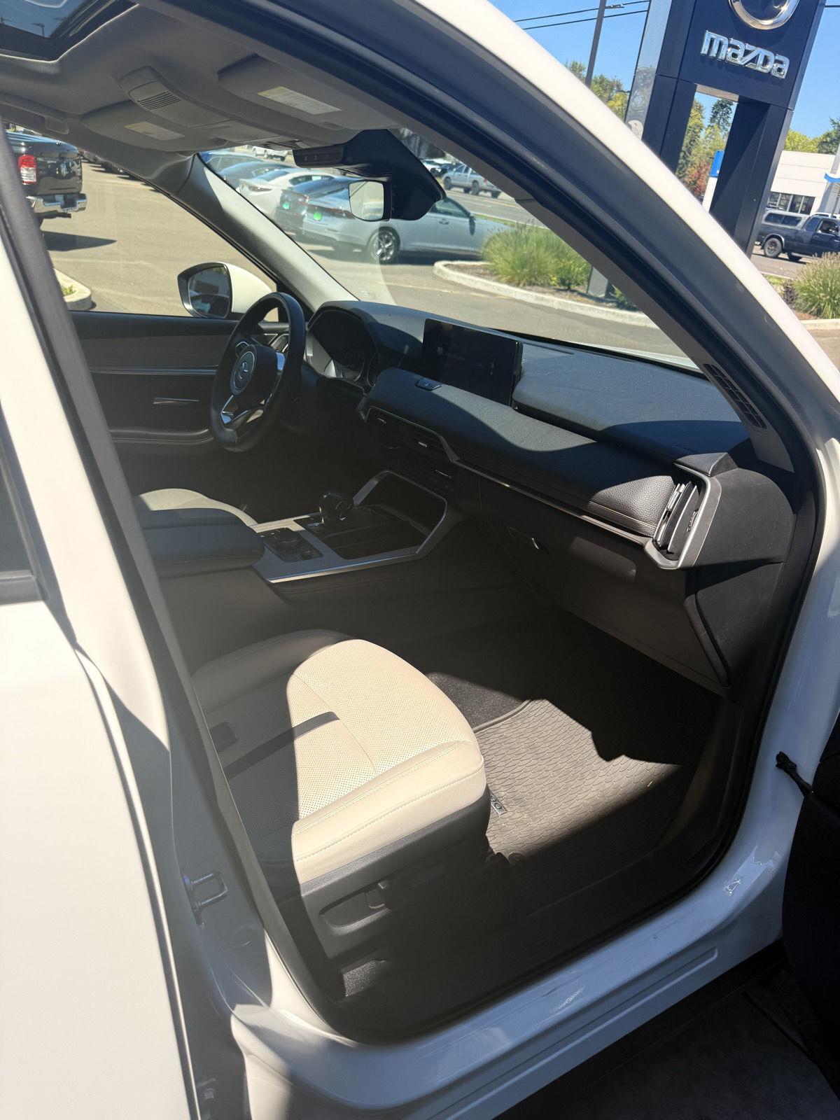 2025 Mazda CX-90 Preferred photo 13