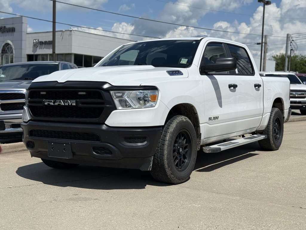2021 Ram 1500 Tradesman photo 2