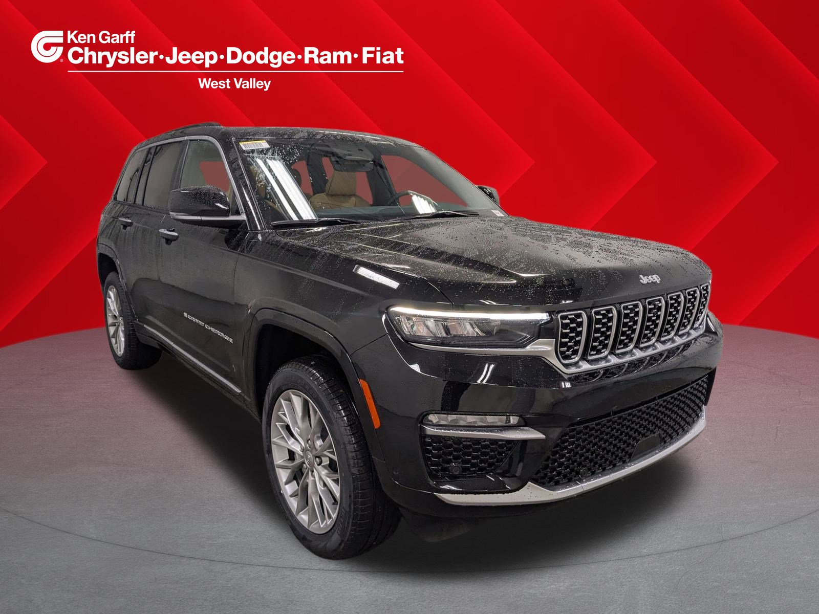 2025 Jeep Grand Cherokee Summit's photo