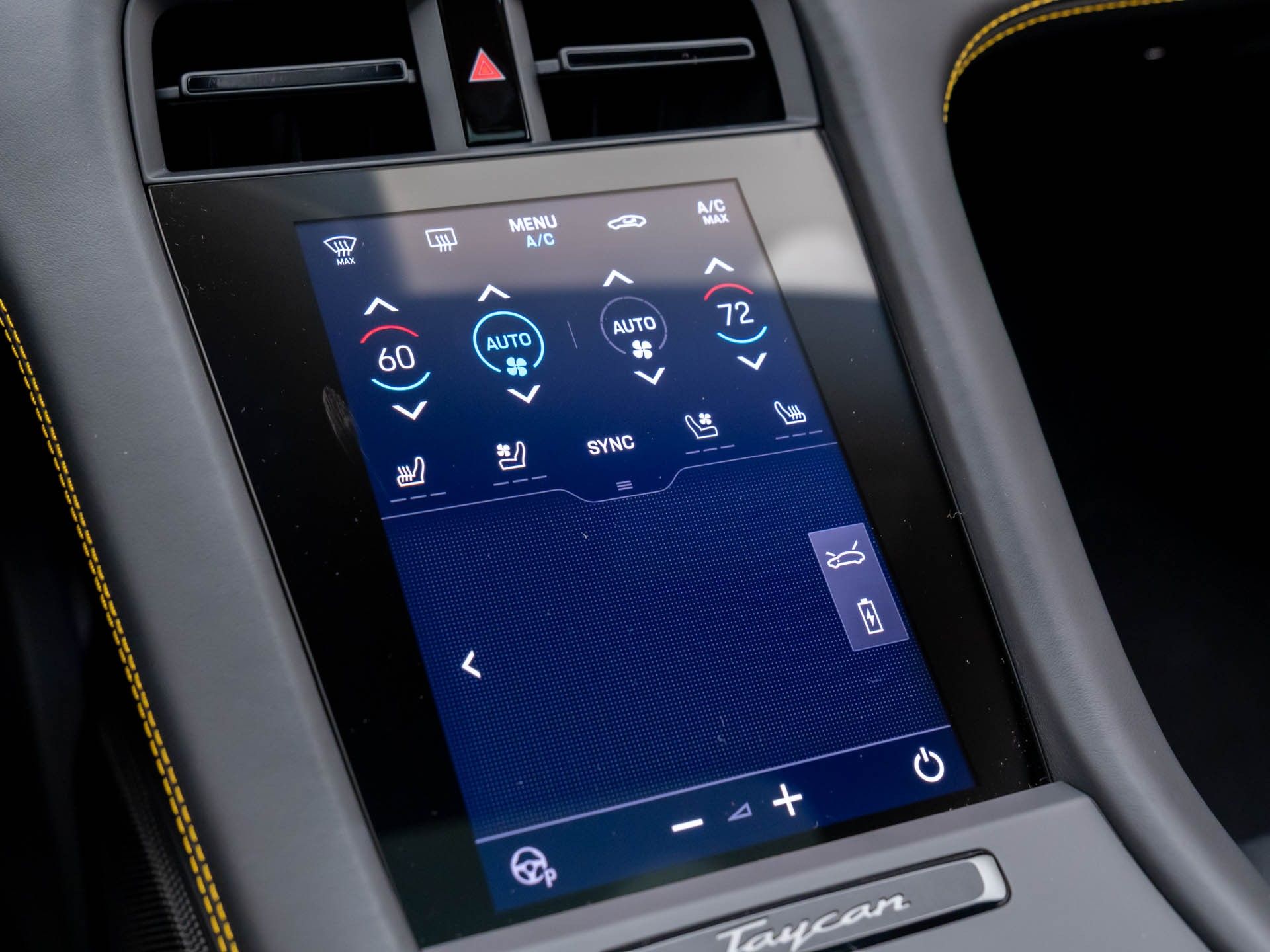 2025 Porsche Taycan Turbo S photo 25