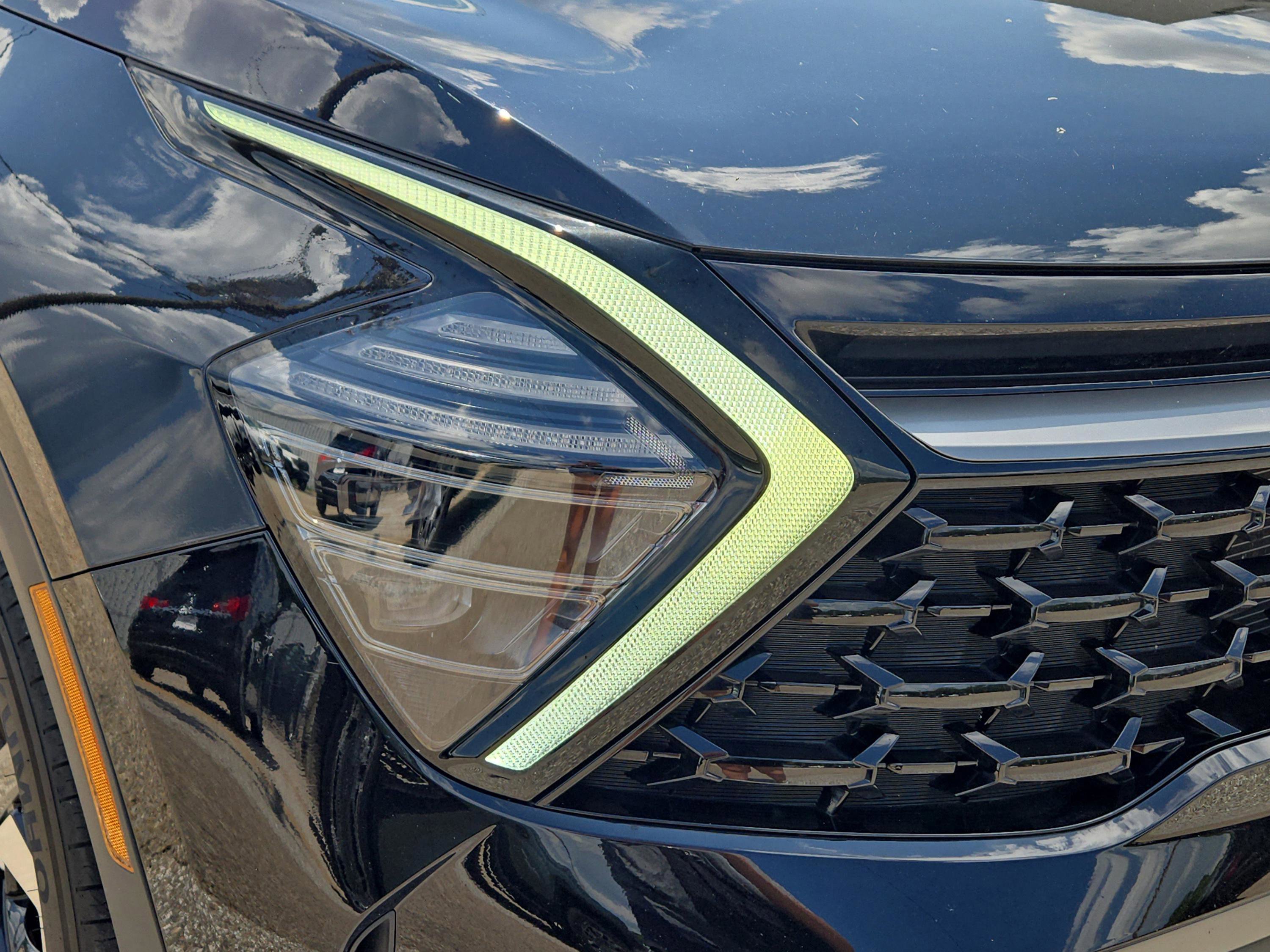 2024 Kia Sportage X-Line photo 3