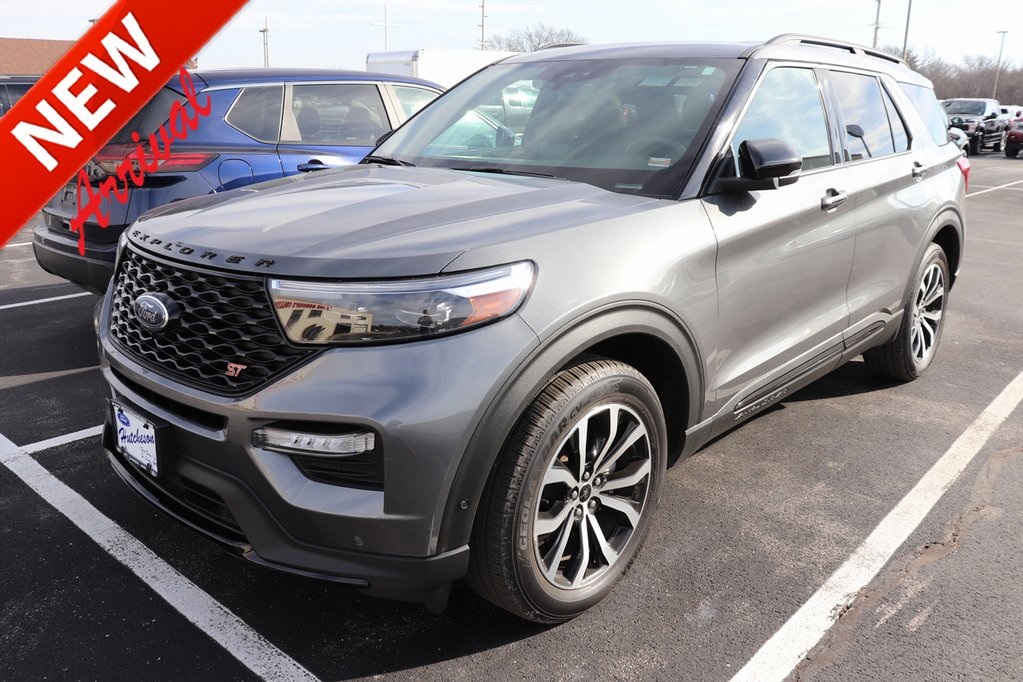 2021 Ford Explorer ST's photo