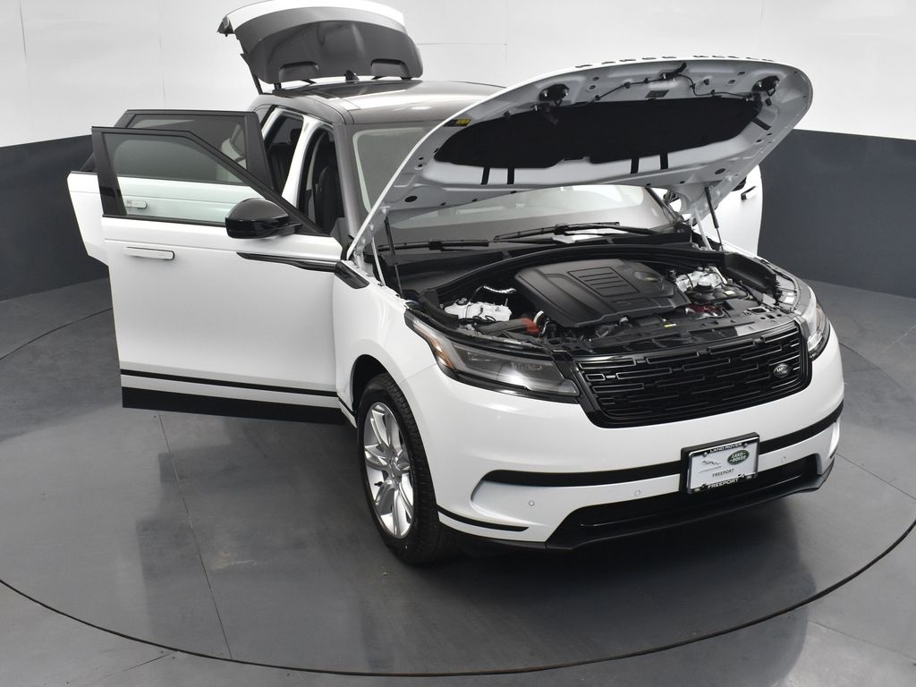 2025 Land Rover Range Rover Velar S photo 14