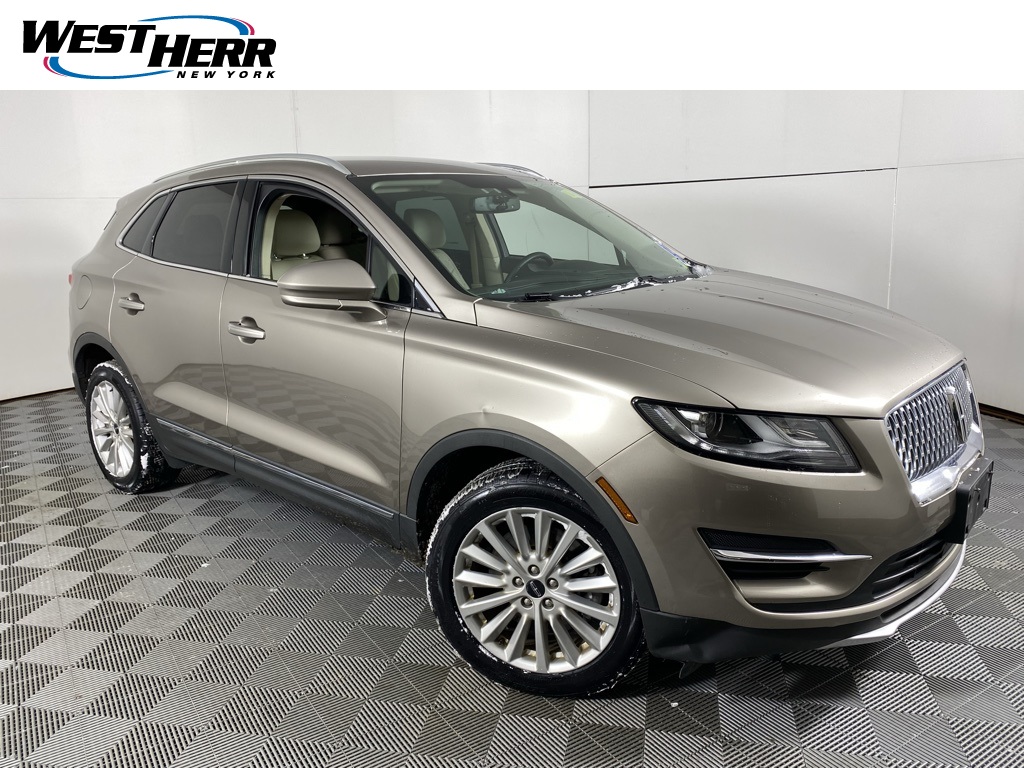 2019 Lincoln MKC Base
