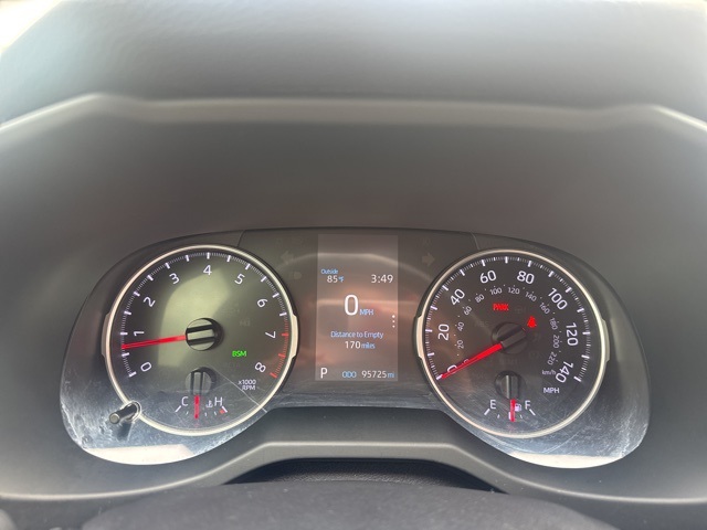 2019 Toyota RAV4 XLE photo 12