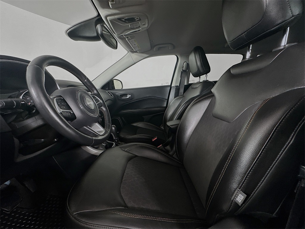2018 Jeep Compass Latitude photo 17