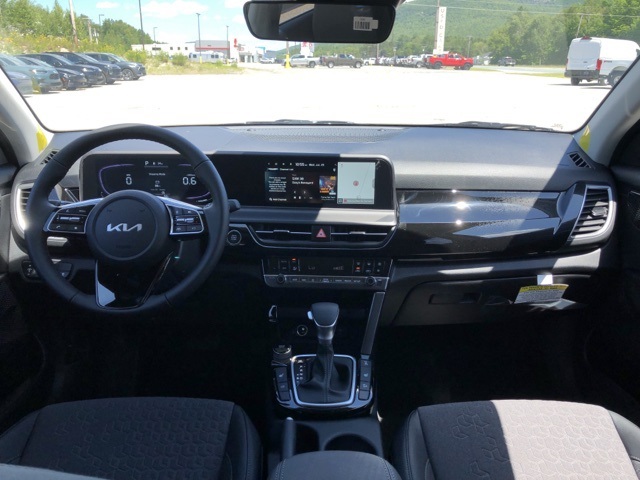 2026 Kia Seltos S photo 12