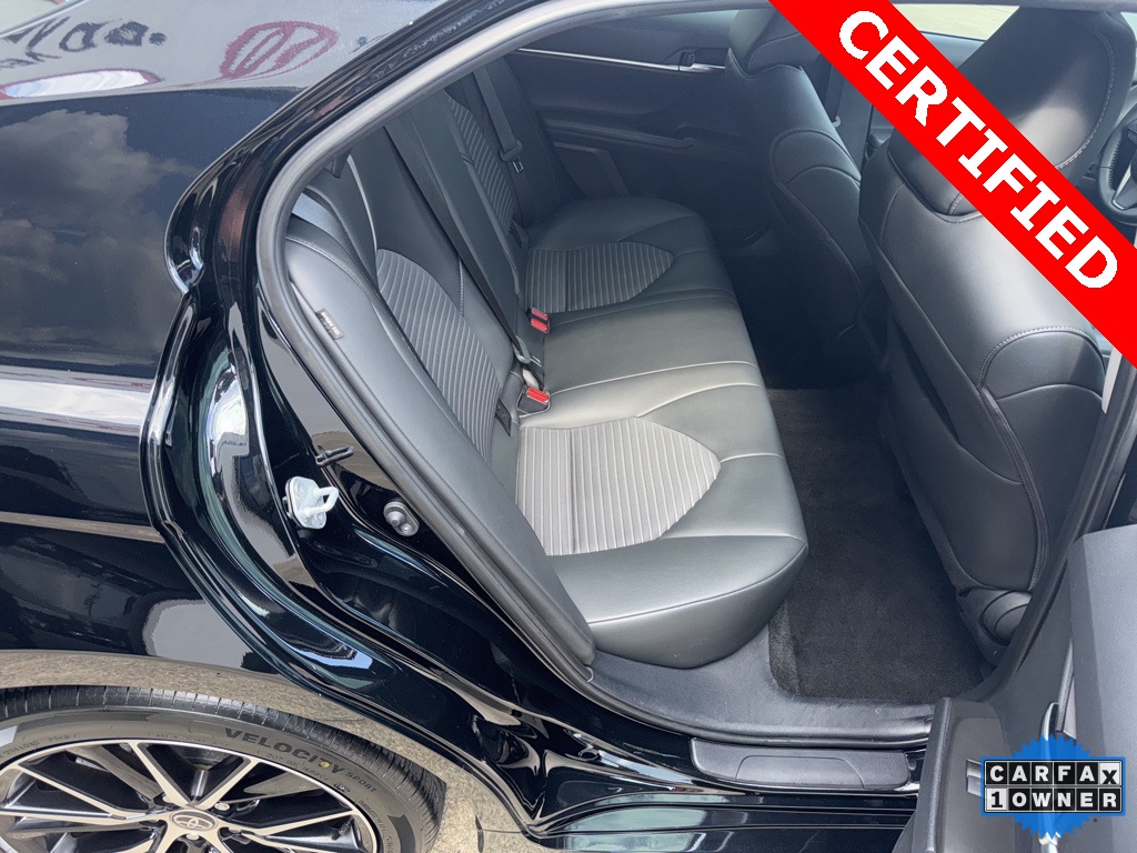 2024 Toyota Camry SE photo 3